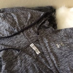 Under Armour hoodie shirt